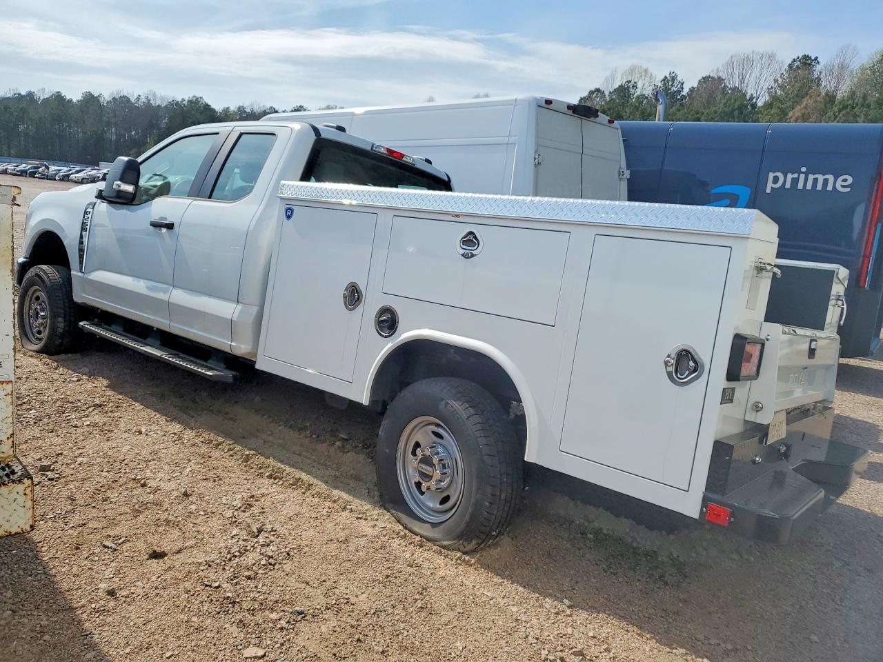2025 Ford F250 Super Duty Utility / Service Truck