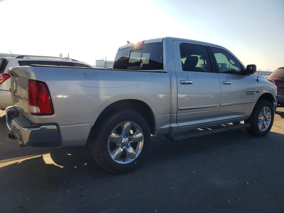 2017 Dodge RAM 1500 SLT