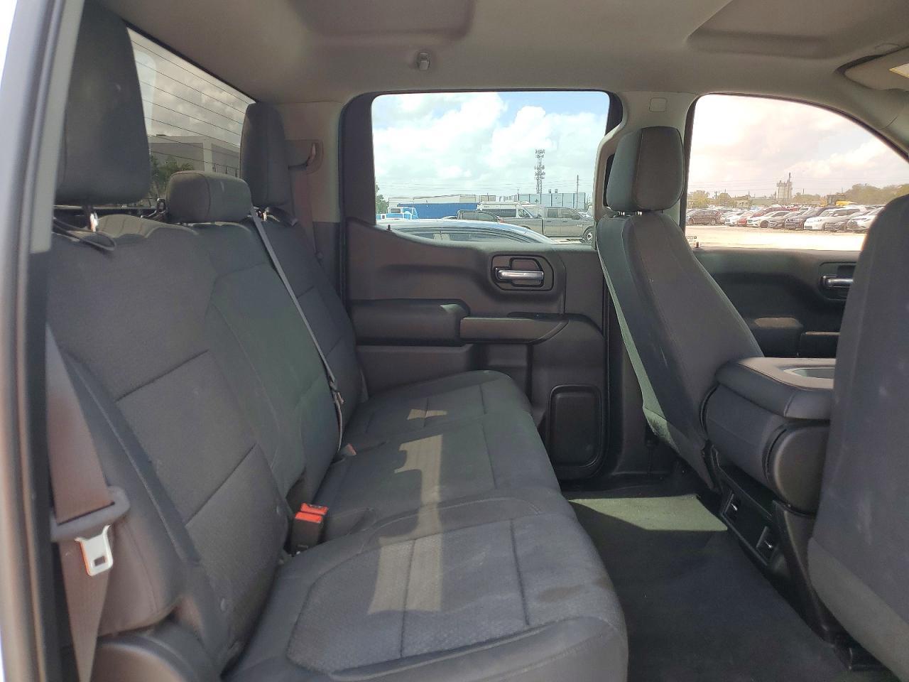 2020 Chevrolet Silverado C1500 Custom