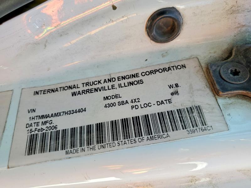 2007 International 4300 Flatbed Truck