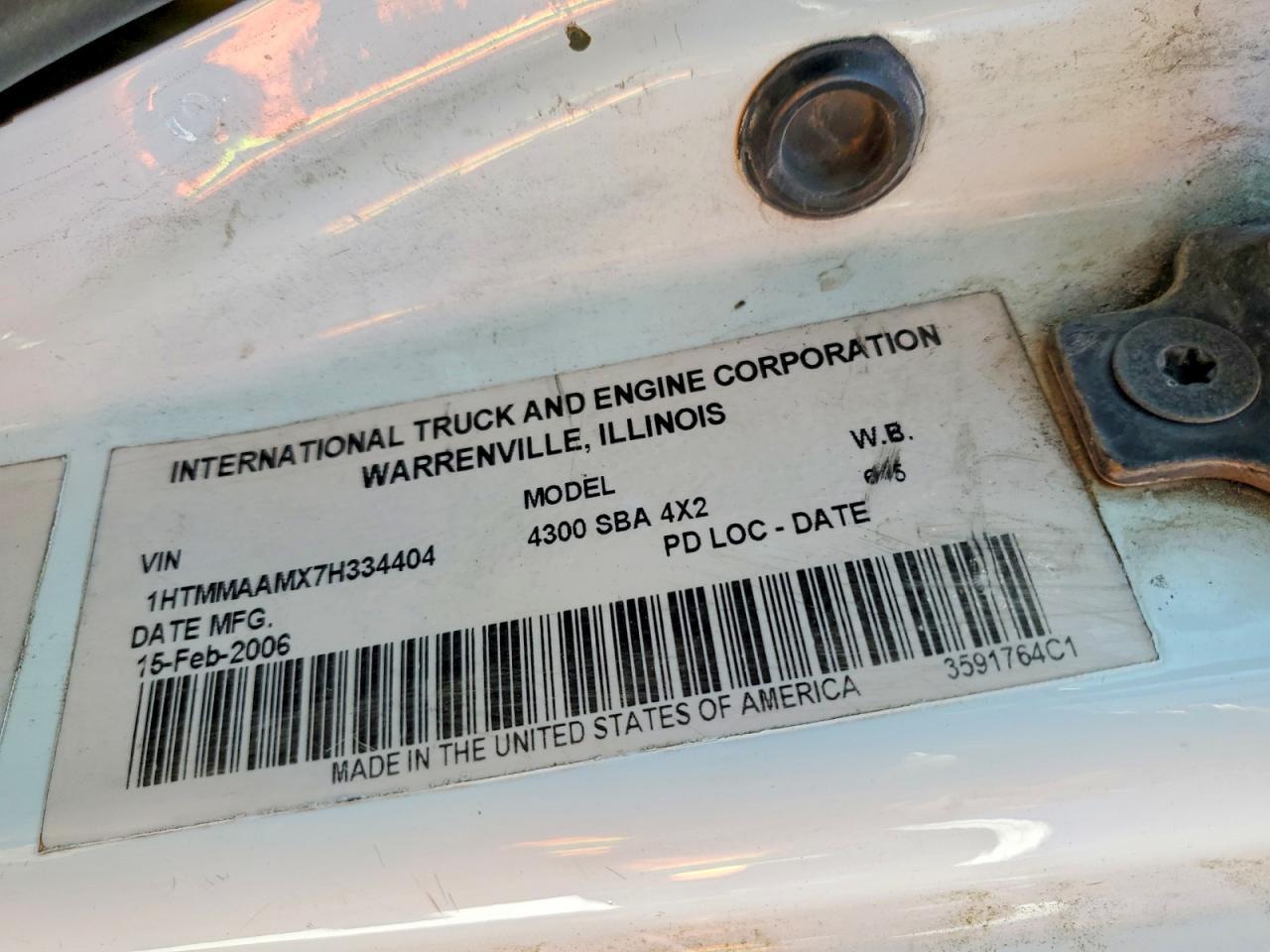2007 International 4300 Flatbed Truck