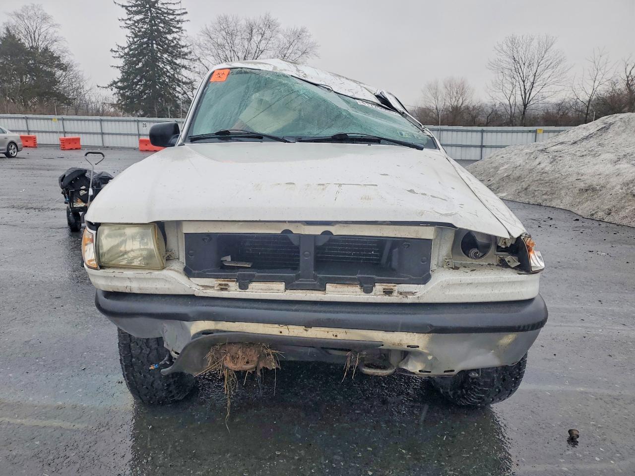 2002 Mazda B3000 cab Plus