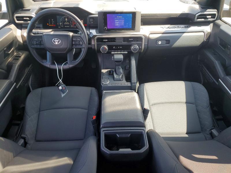 2025 Toyota Tacoma SR5 Double CA SR5