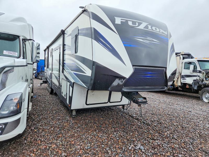 2019 Keystone Fuzion Camper
