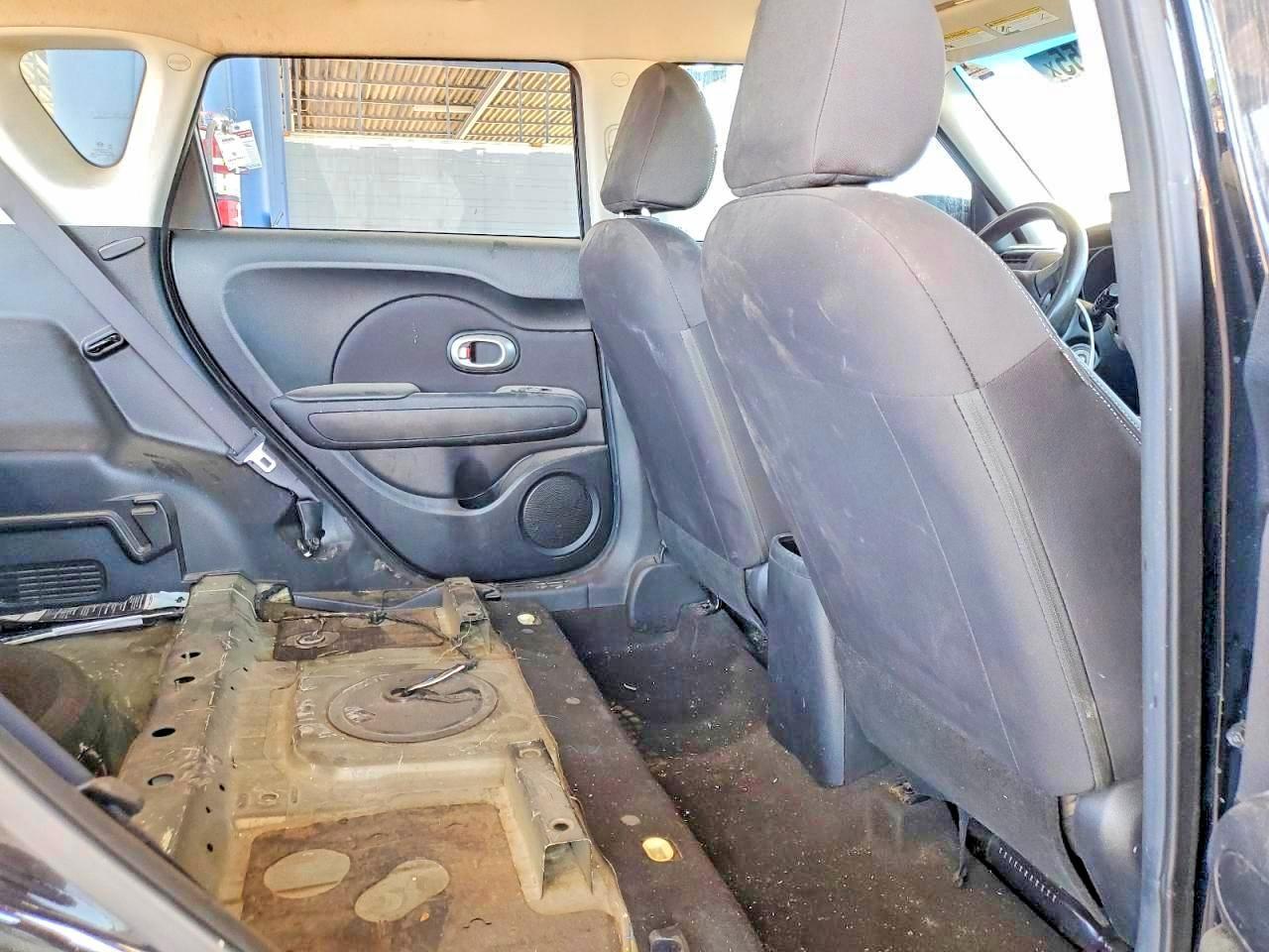 2016 KIA Soul Base