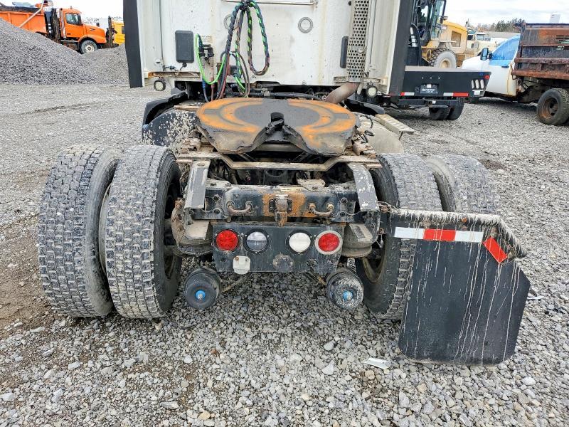 2017 Kenworth Construction T680