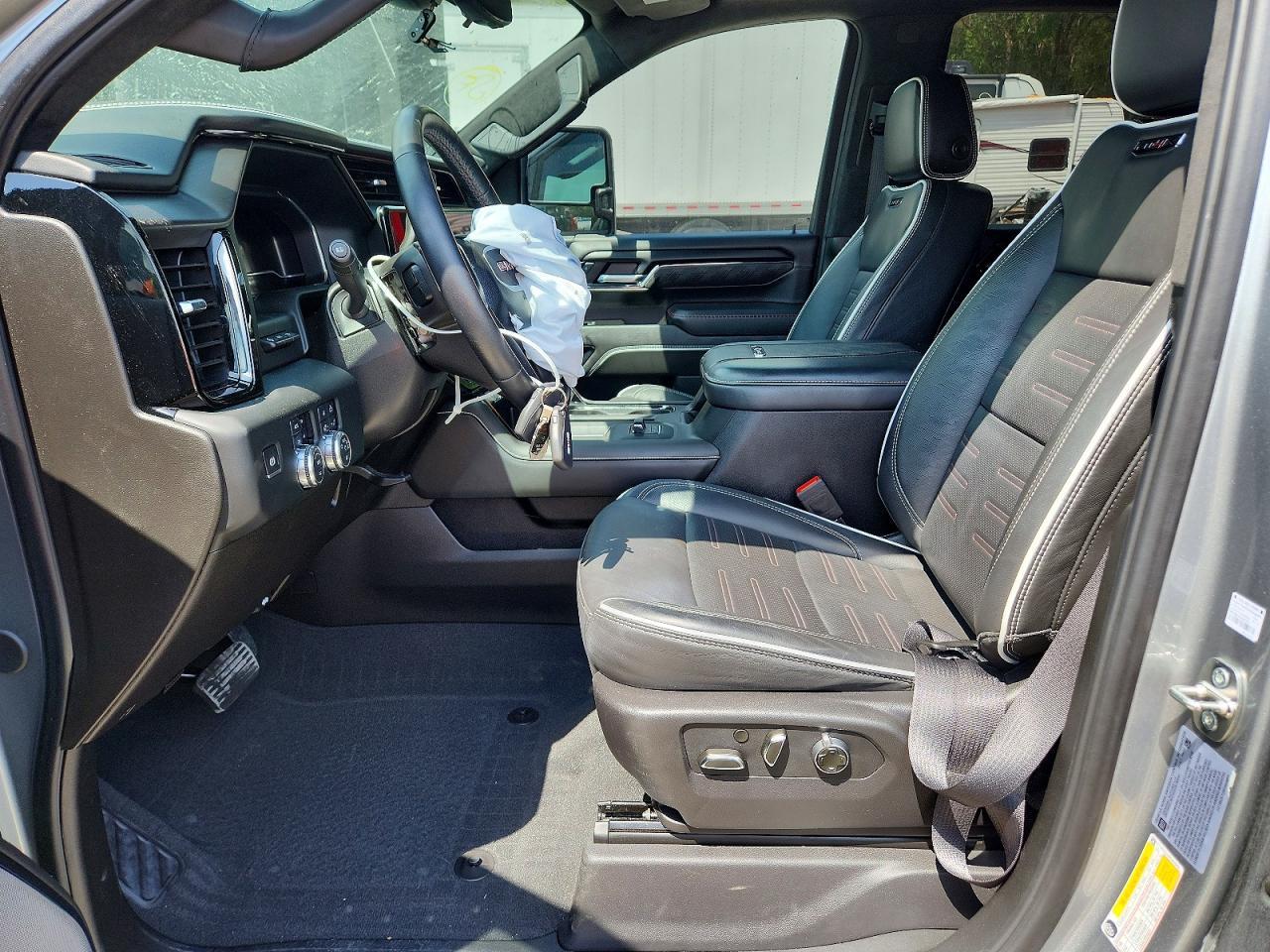 2024 GMC Sierra K2500 AT4X