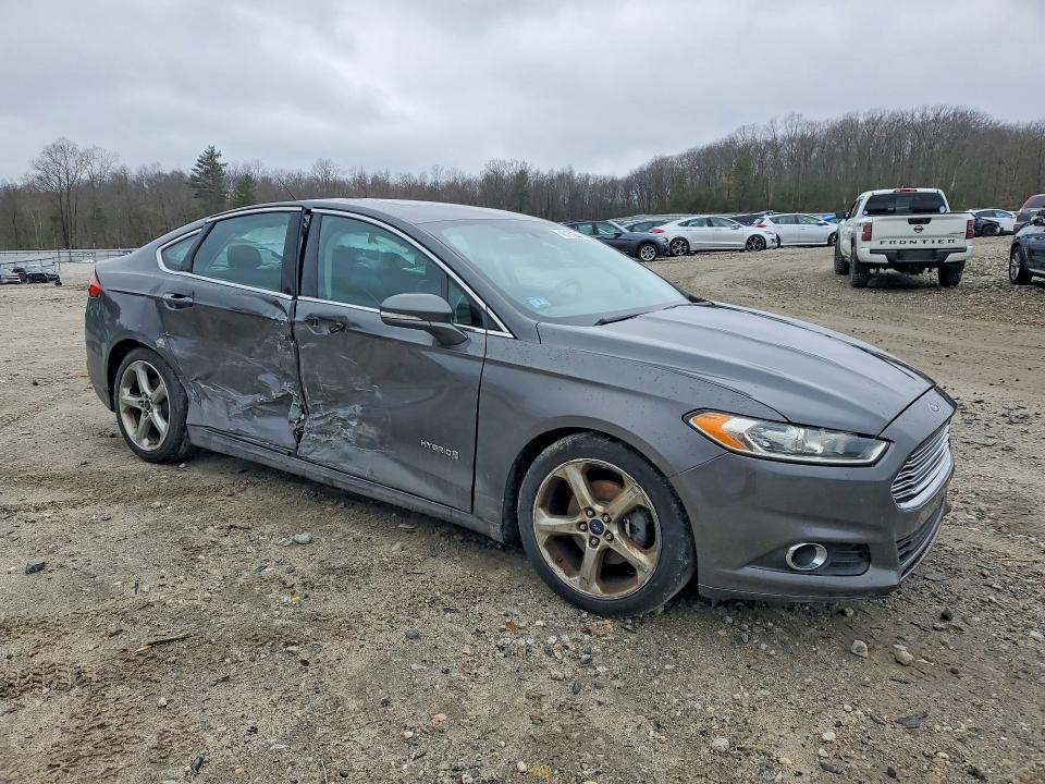 2015 Ford Fusion se Hybrid