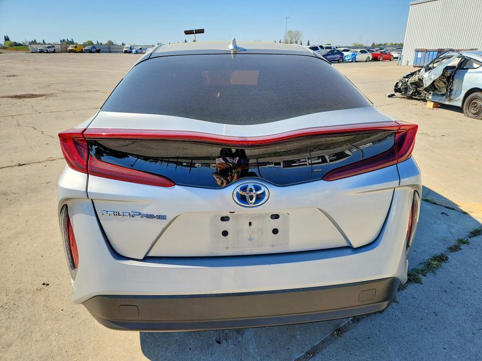 2020 Toyota Prius Prime le