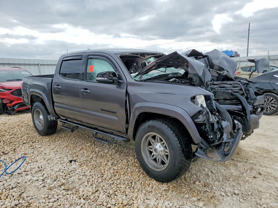 2020 Toyota Tacoma trd Sport