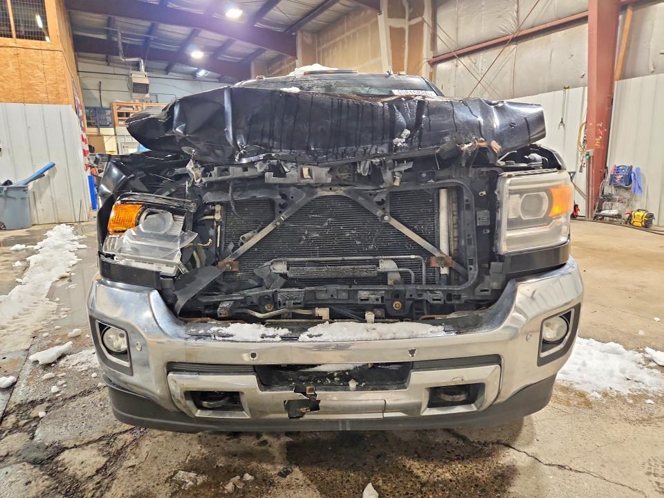 2015 GMC 5000
