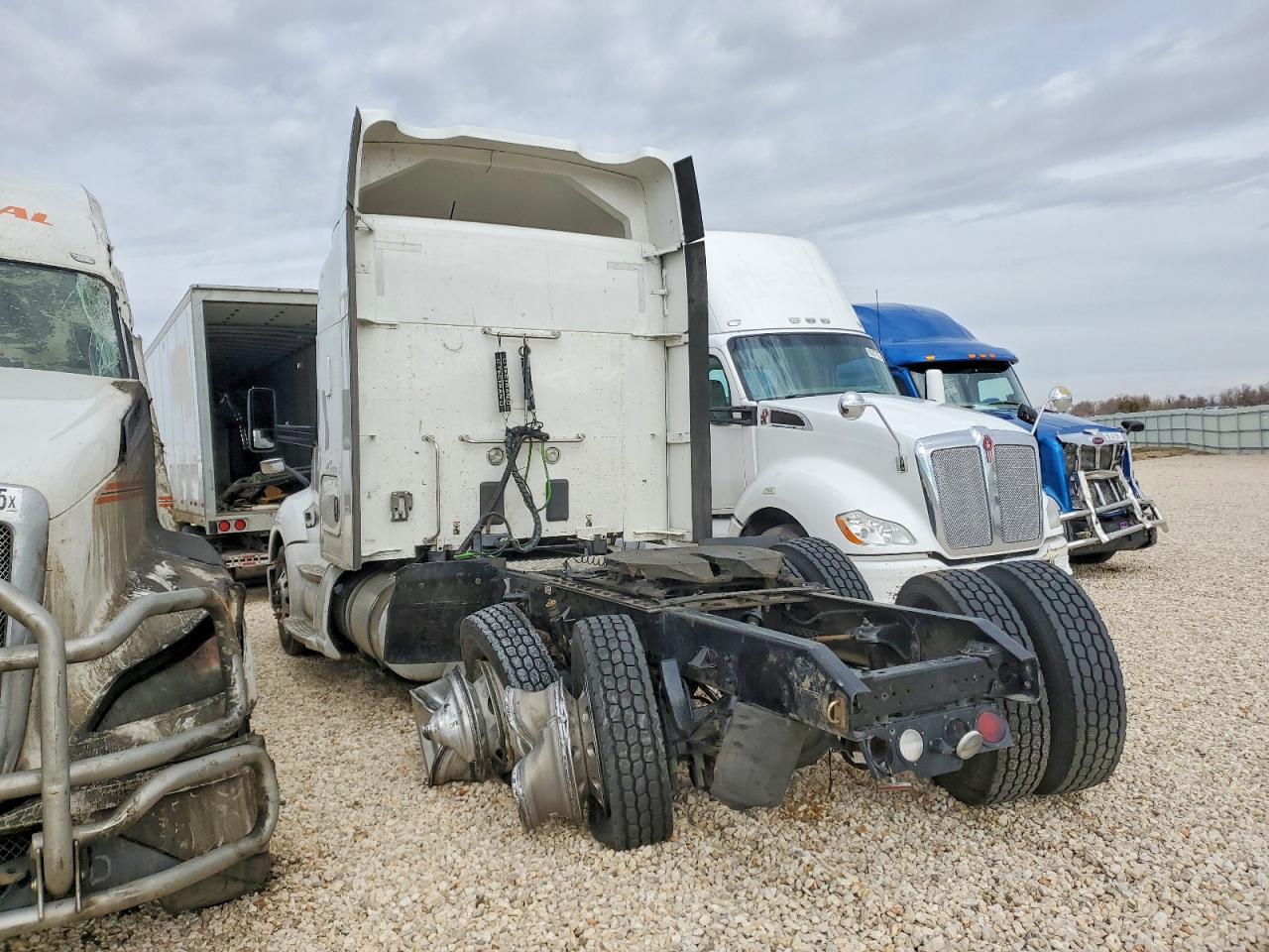 2021 Kenworth T680 Semi Truck