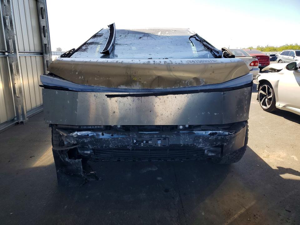 2024 Tesla Cybertruck