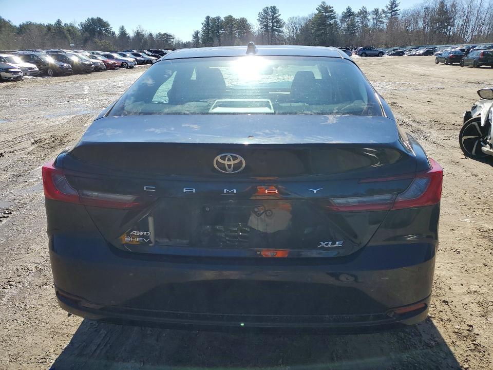 2025 Toyota Camry xle