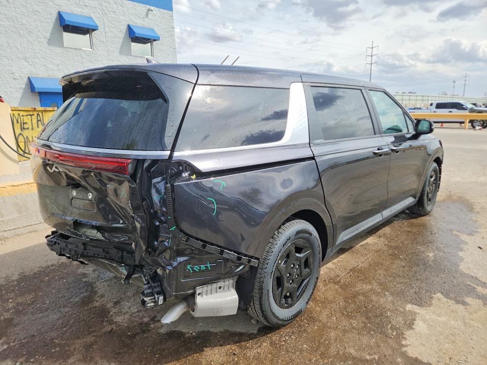 2026 KIA Carnival lxs