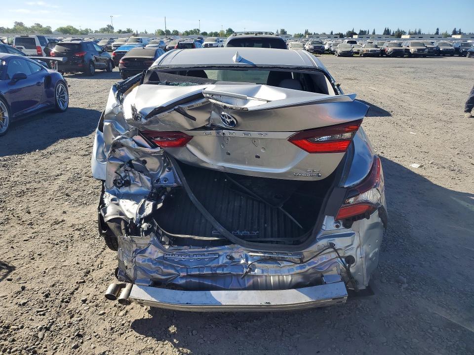 2021 Toyota Camry Hybrid se