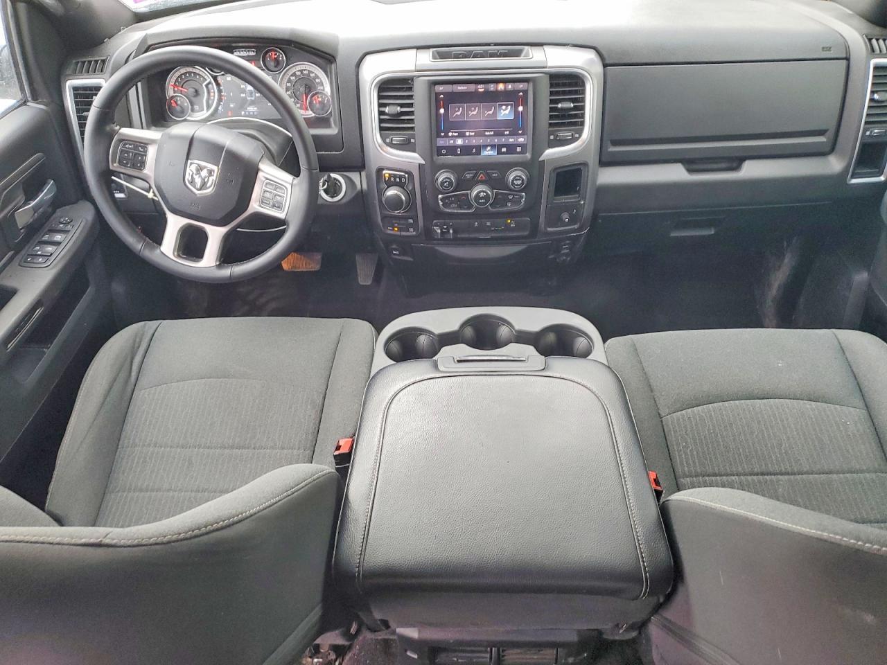 2022 Dodge RAM 1500 Classic SLT