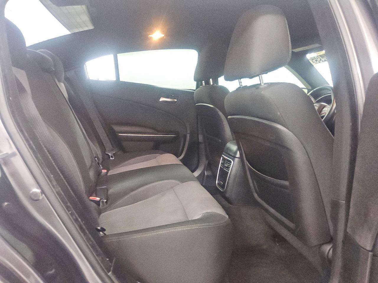 2016 Dodge Charger se