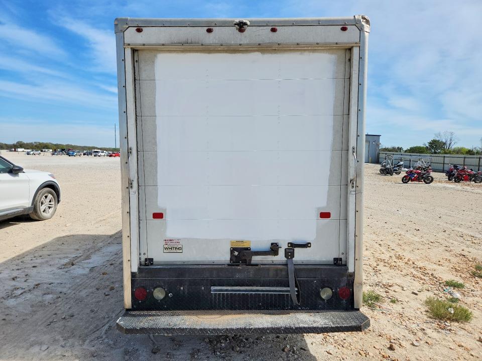 2018 Chevrolet Express BOX Truck