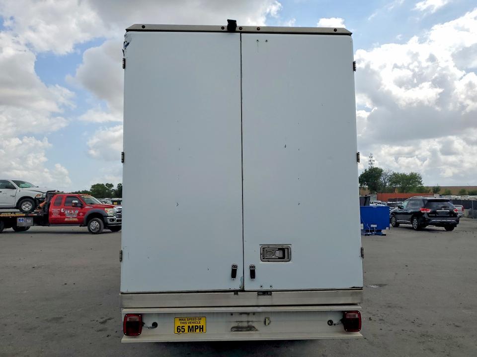 2020 Ford Transit Delivery Truck