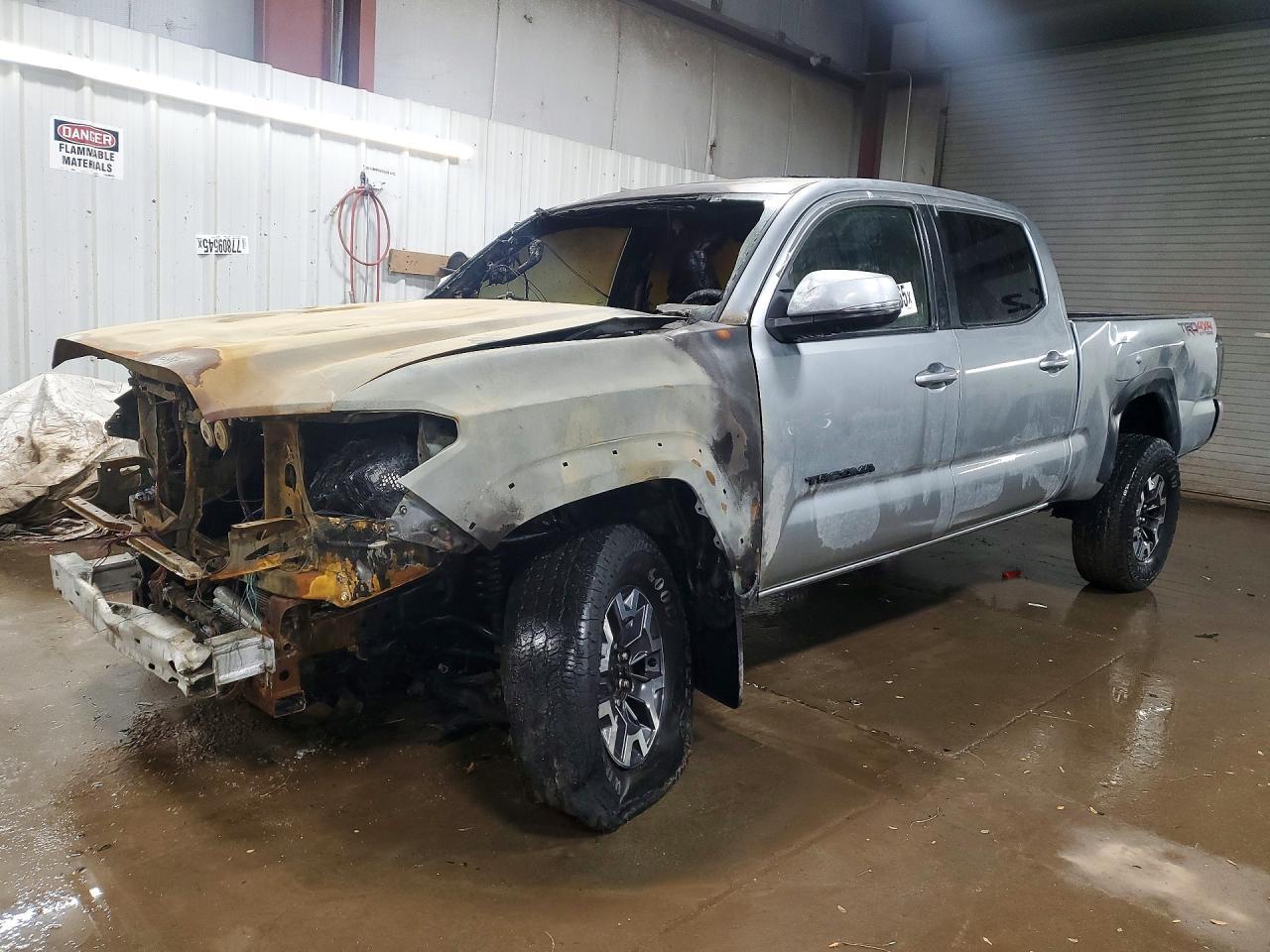 2022 Toyota Tacoma TRD OFF-Road