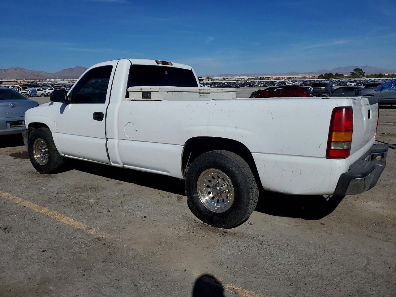 2002 Chevrolet Silverado C1500