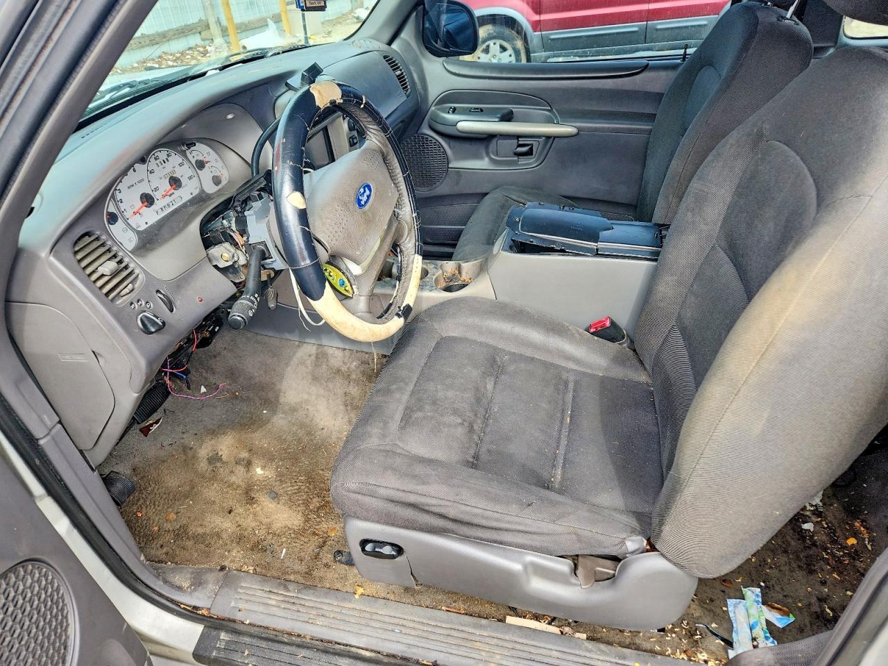 2002 Ford Explorer Sport