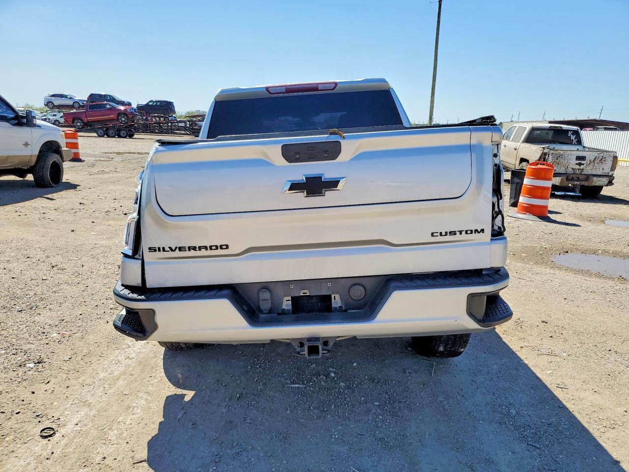 2021 Chevrolet Silverado C1500 Custom