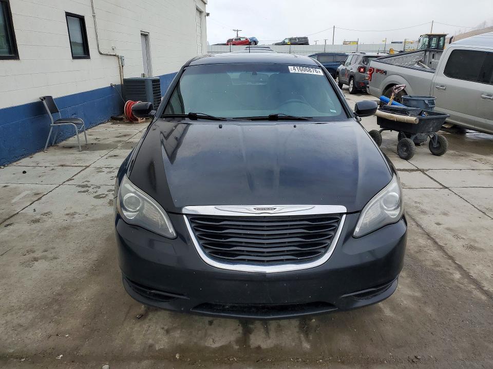 2012 Chrysler 200 s