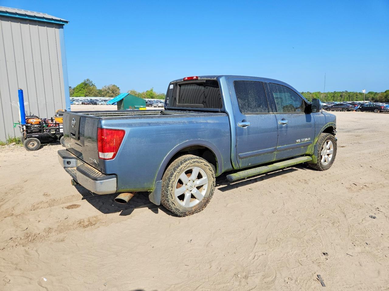 2012 Nissan Titan SV