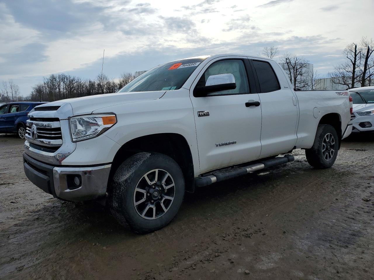 2017 Toyota Tundra SR5