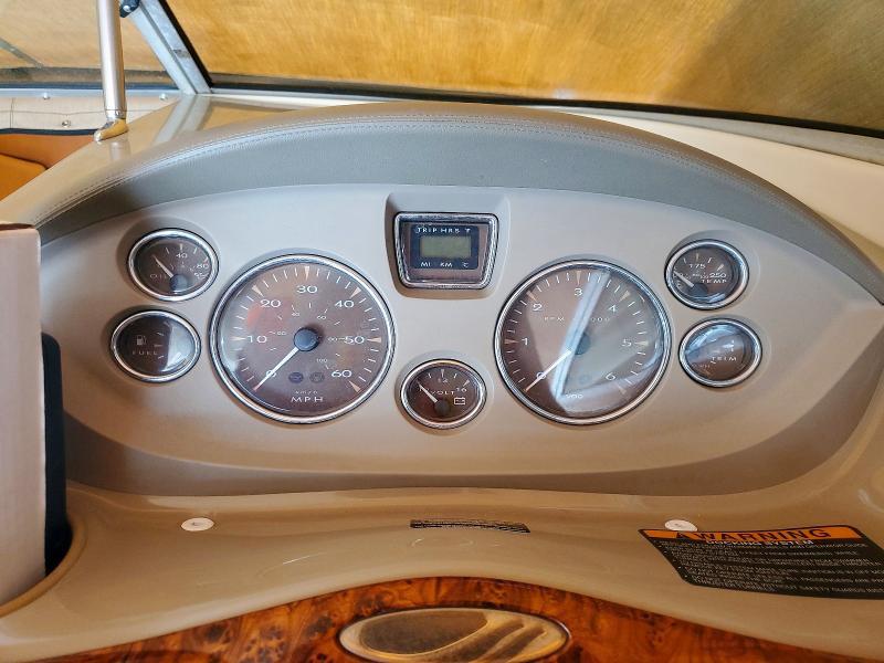 2002 Maxum Boat