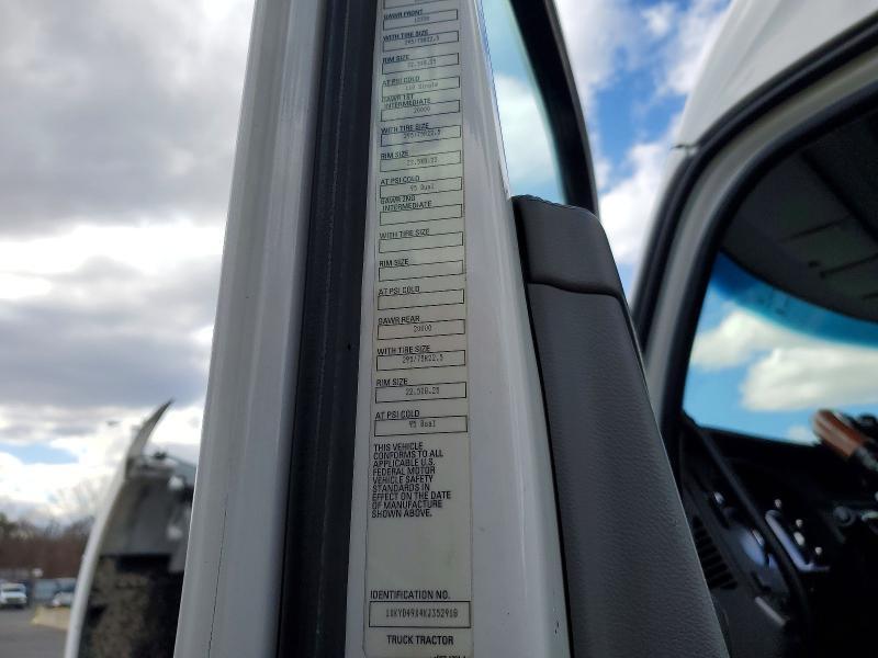 2019 Kenworth T680 Semi Truck