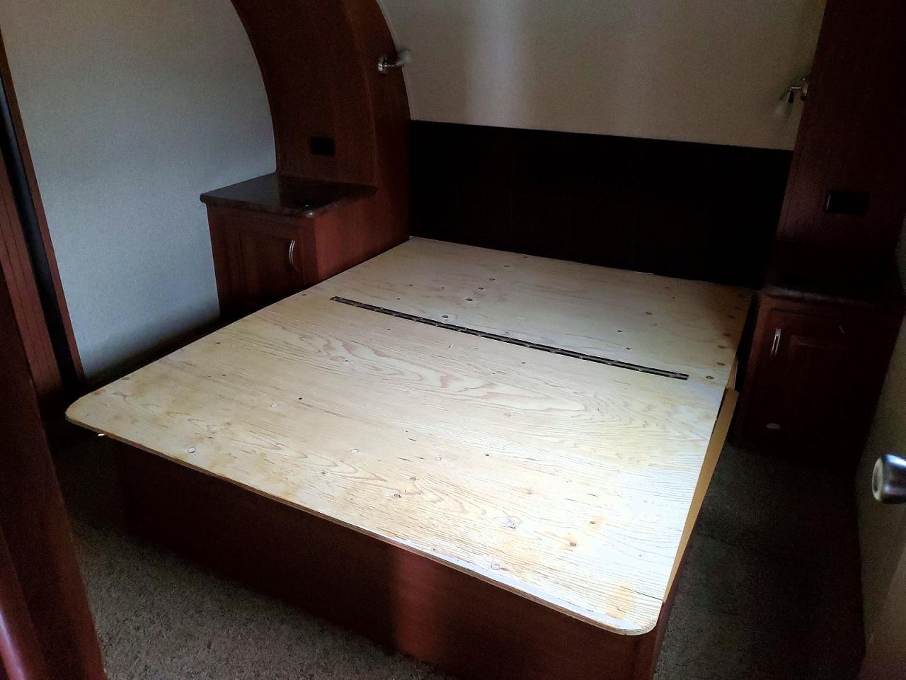 2013 Forest River Wildcat Camper