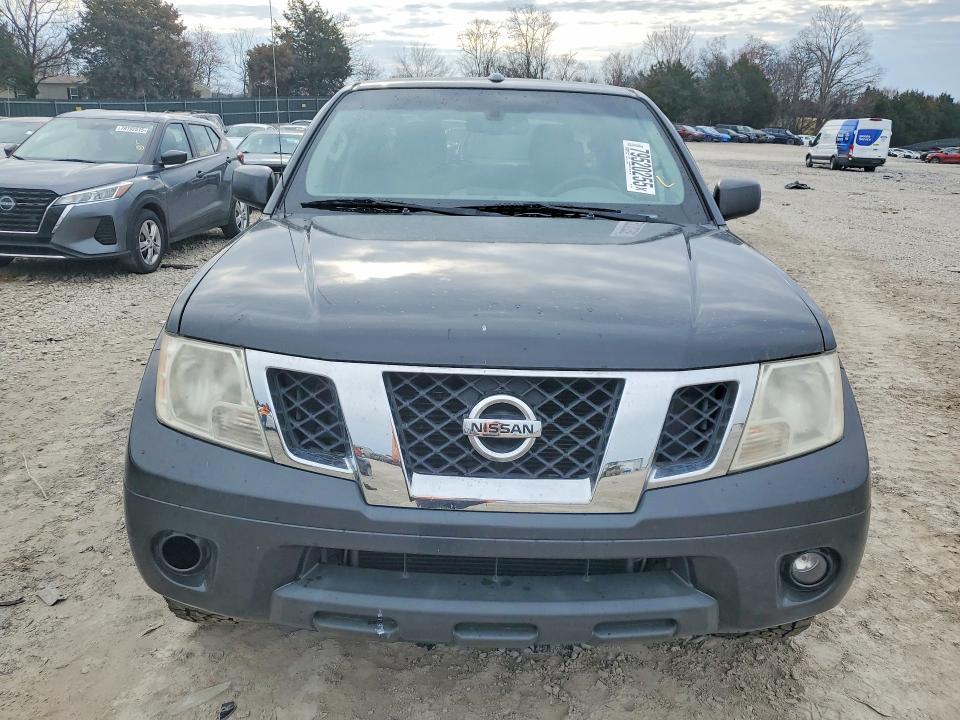2013 Nissan Frontier S