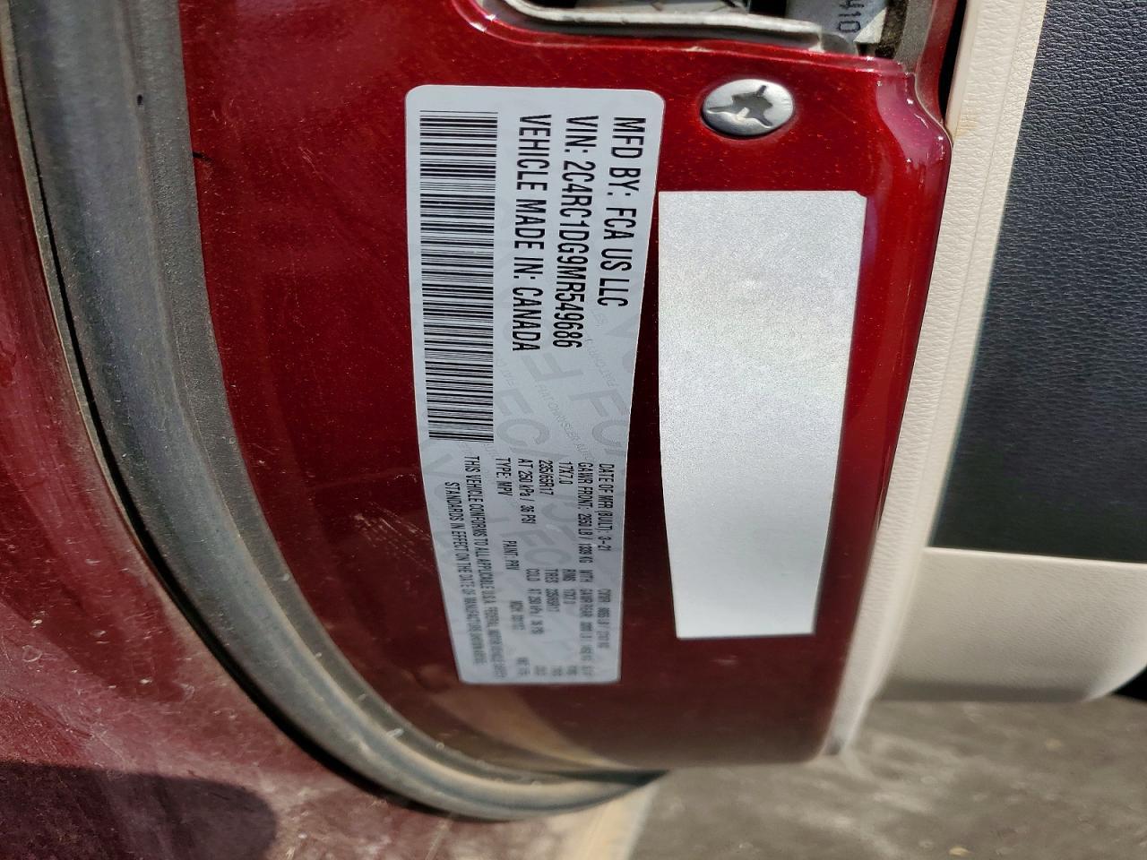 2021 Chrysler Voyager lxi