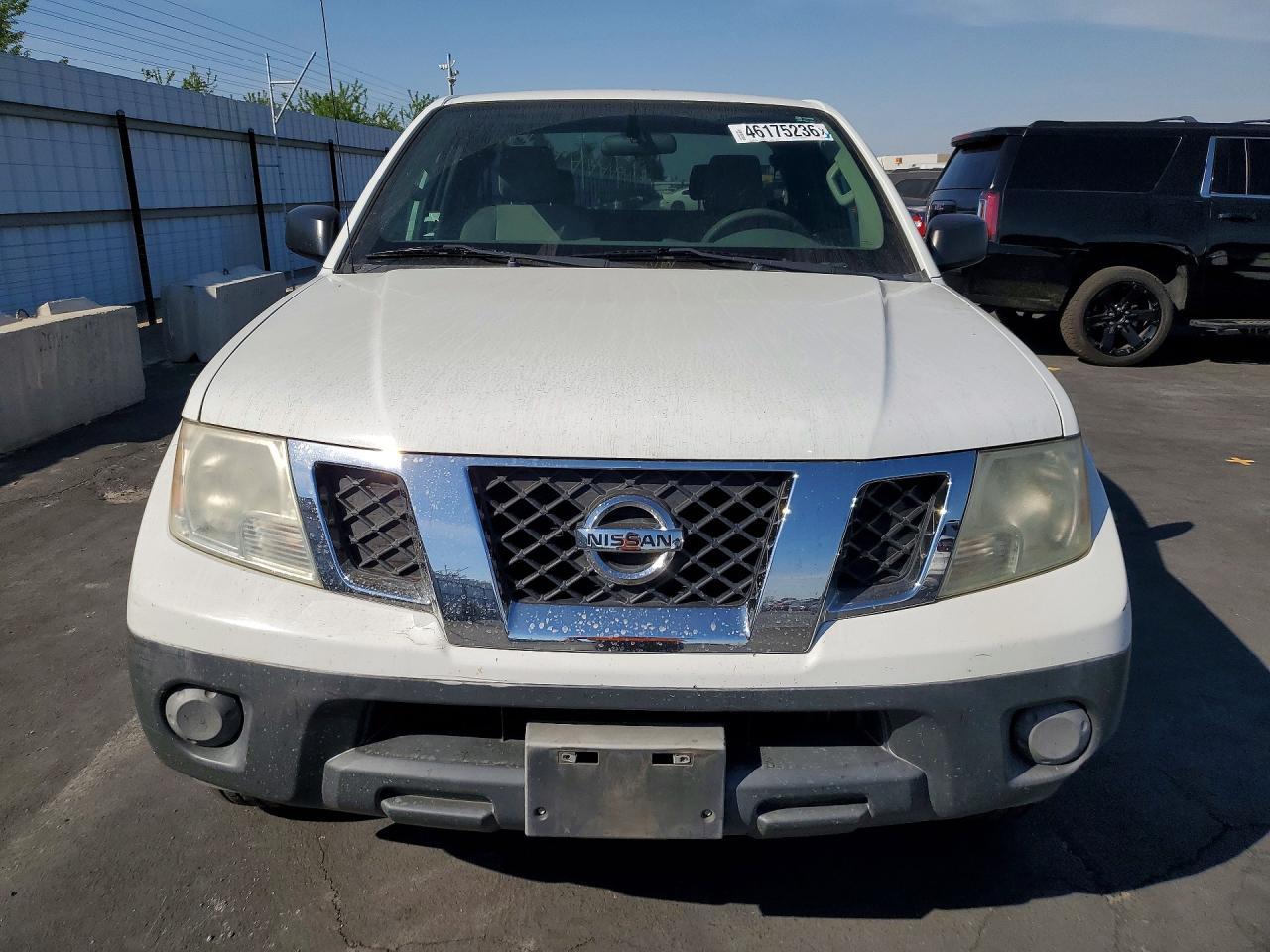 2013 Nissan Frontier S