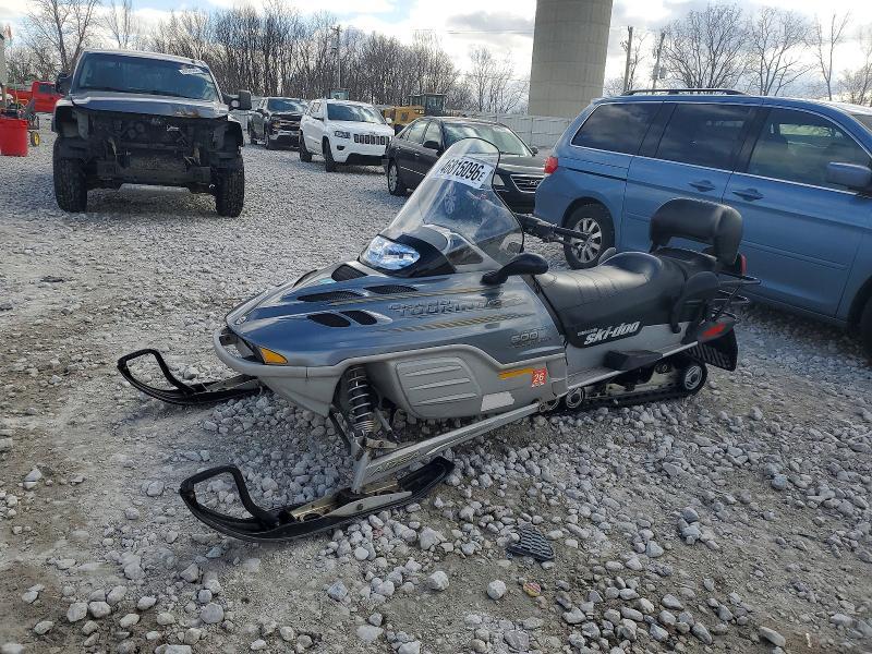 2001 Skidoo Grand Touring 600