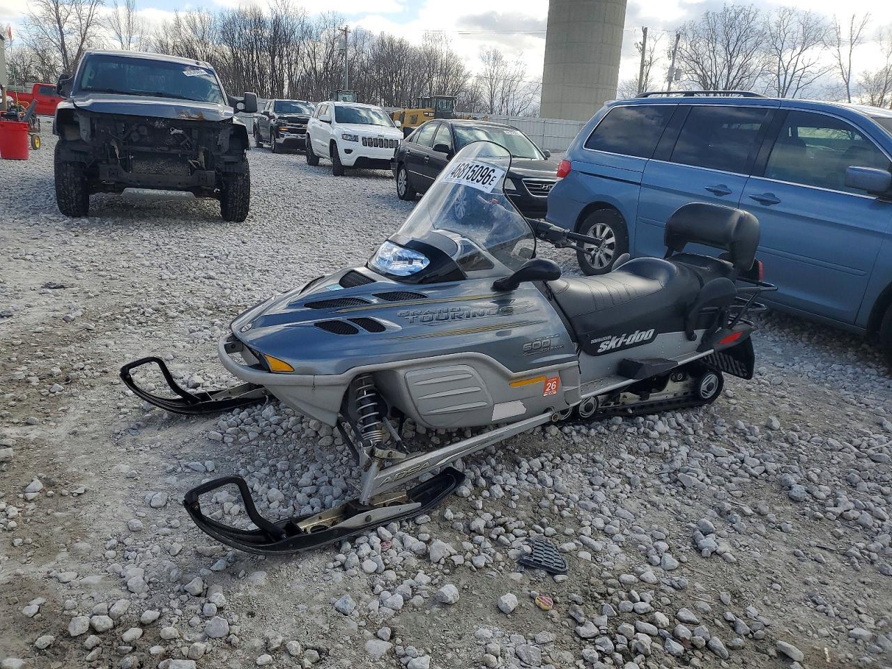 2001 Skidoo Grand Touring 600