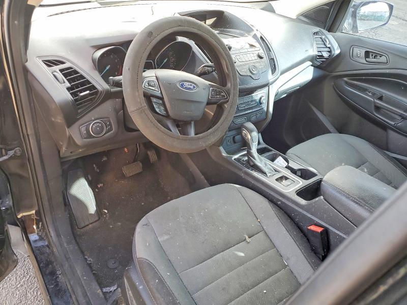 2019 Ford Escape s
