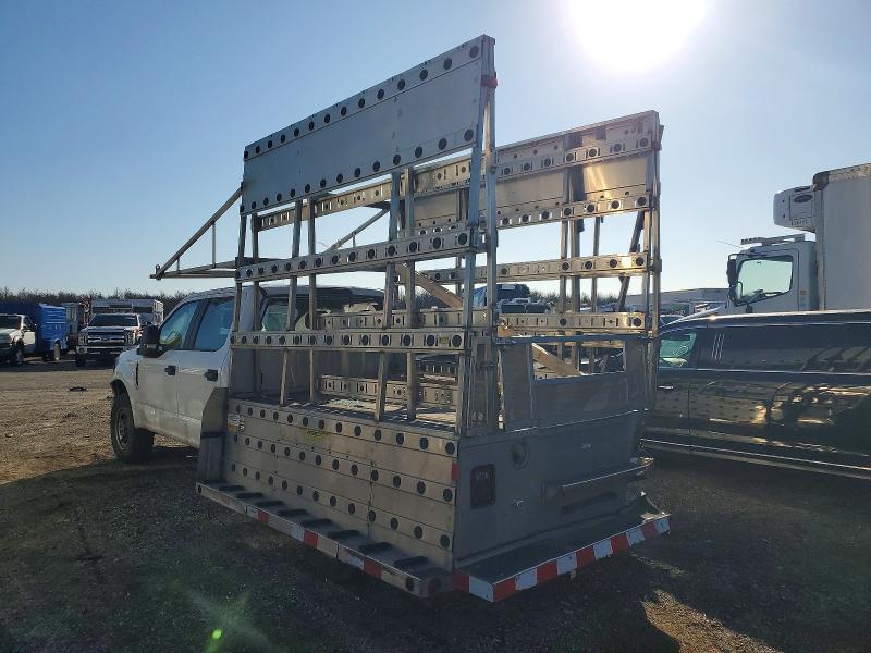 2018 Ford F350 Super Duty Glass Rack Truck