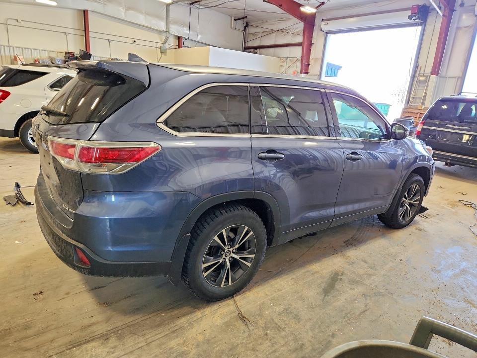 2016 Toyota Highlander xle