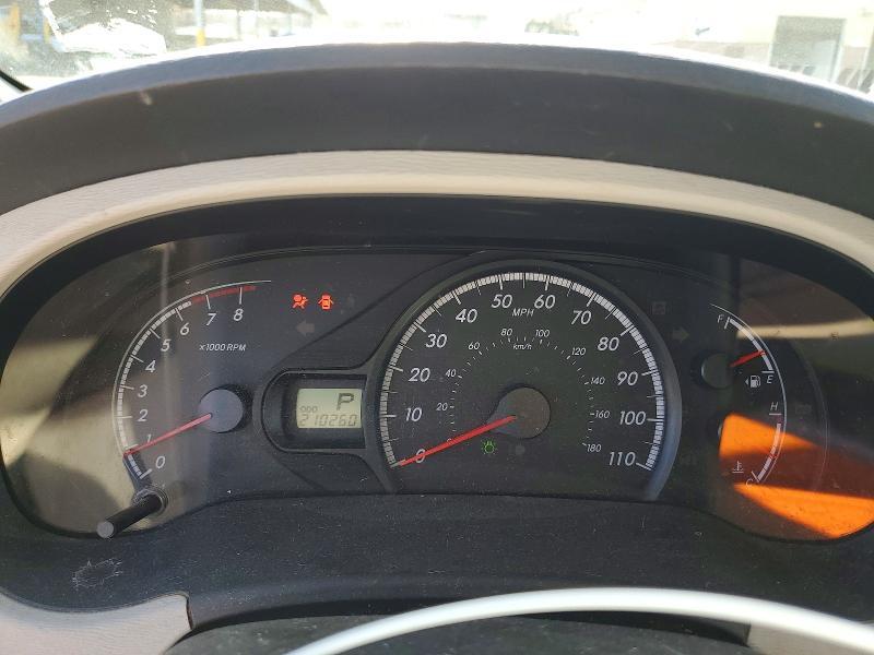 2012 Toyota Sienna le 8-passenger