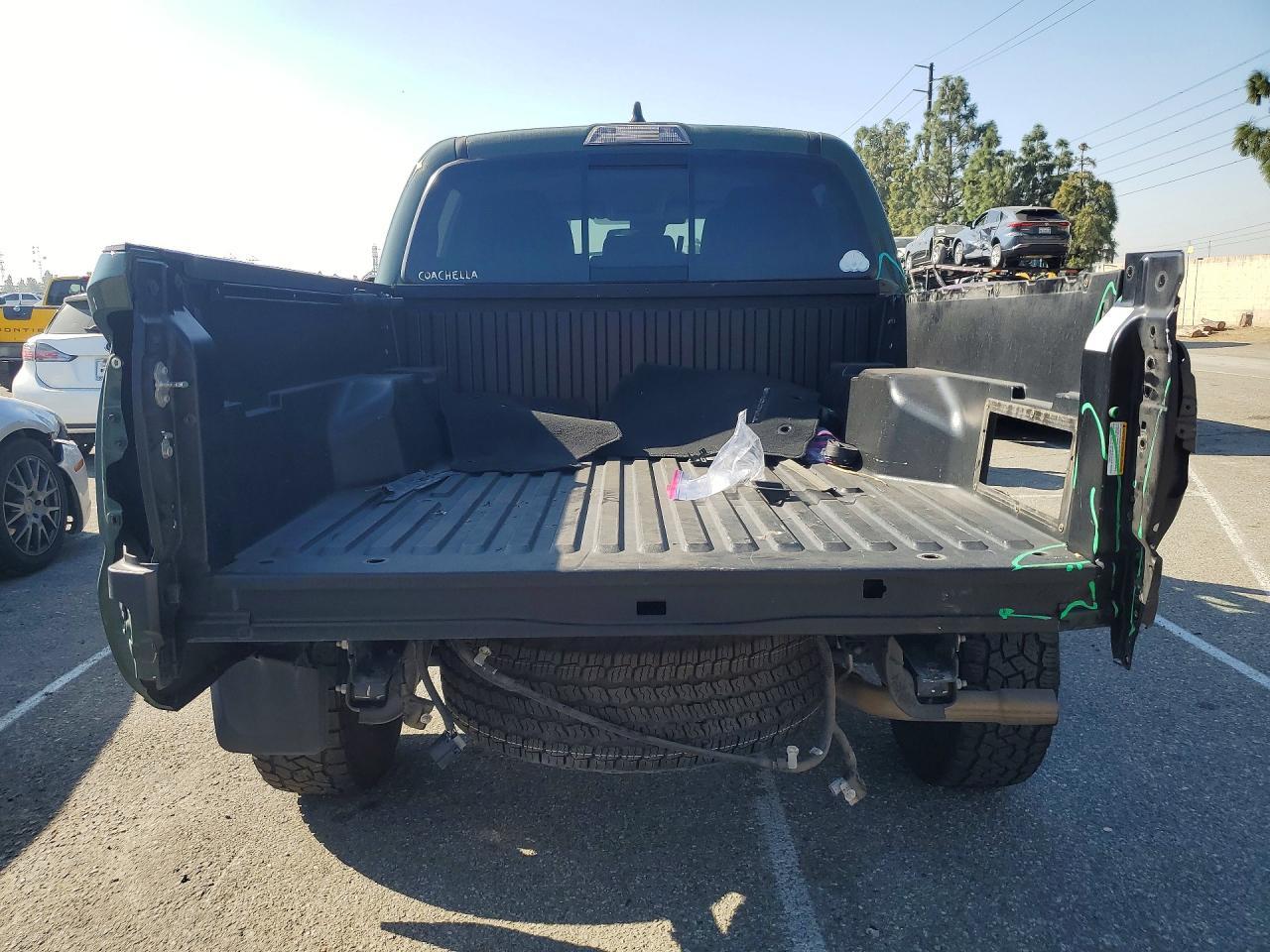 2021 Toyota Tacoma SR5 V6