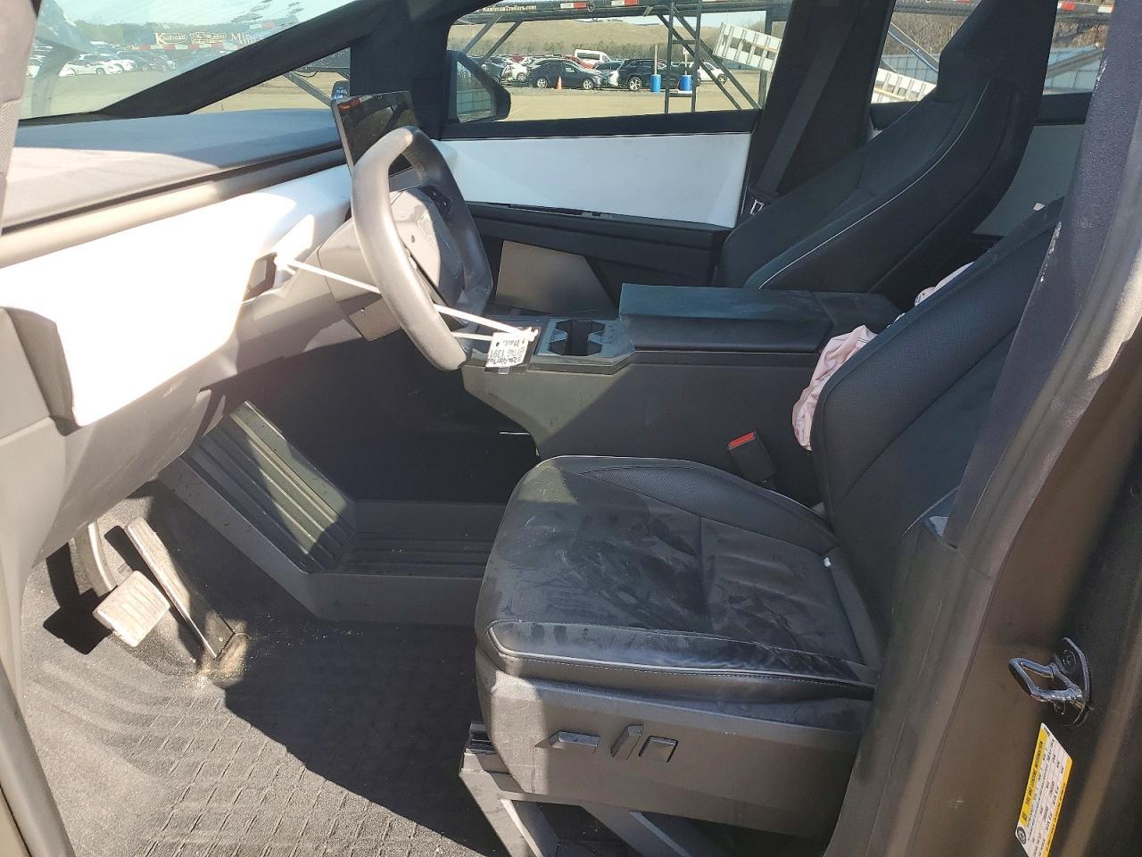 2024 Tesla Cybertruck