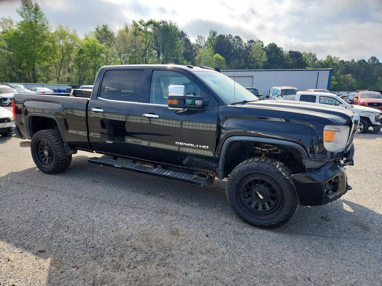 2015 GMC Sierra K2500 Denali