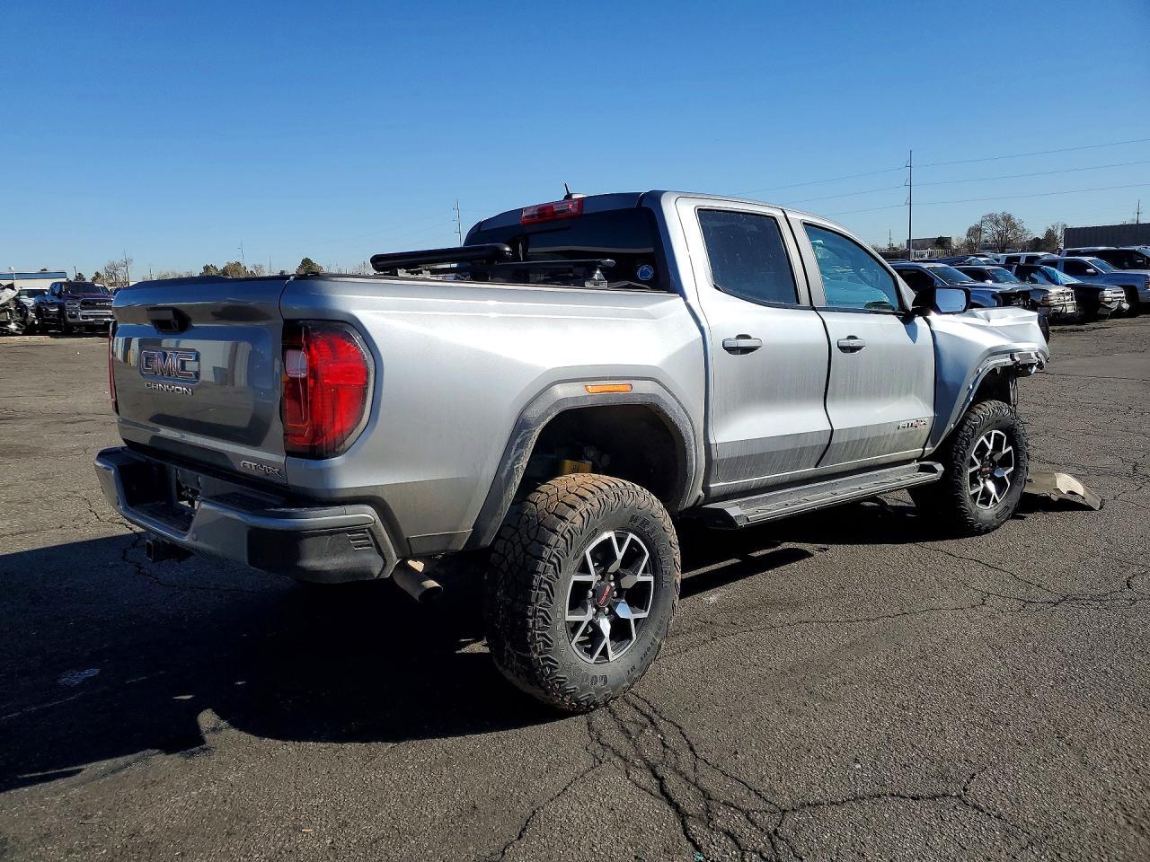 2024 GMC Canyon AT4X