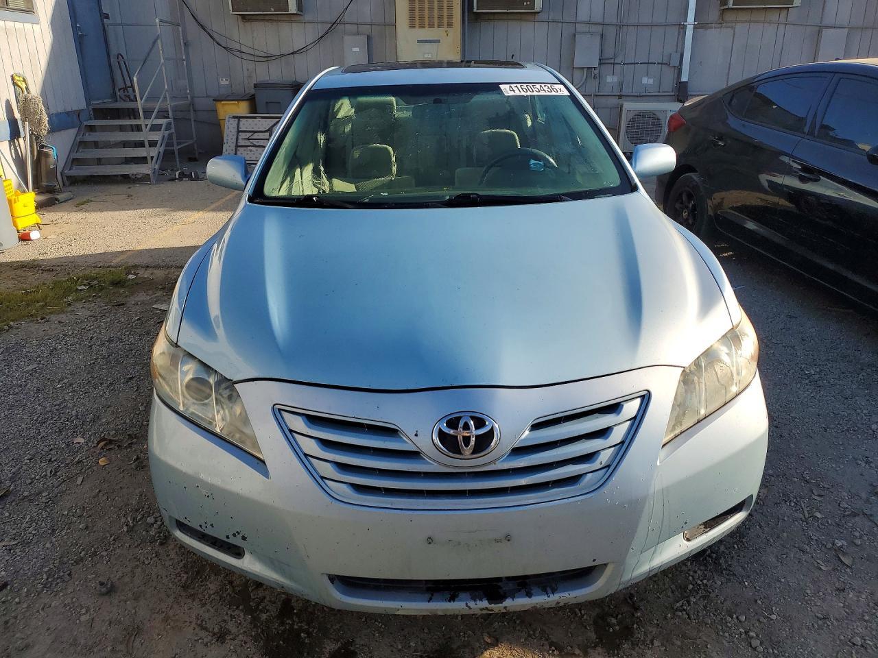 2009 Toyota Camry le
