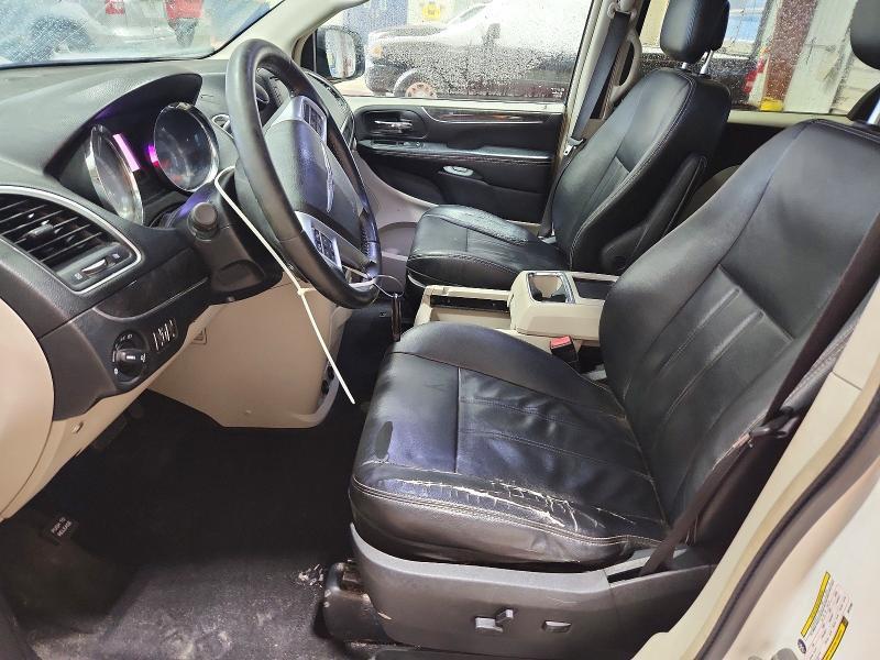 2013 Chrysler Town & Country Touring