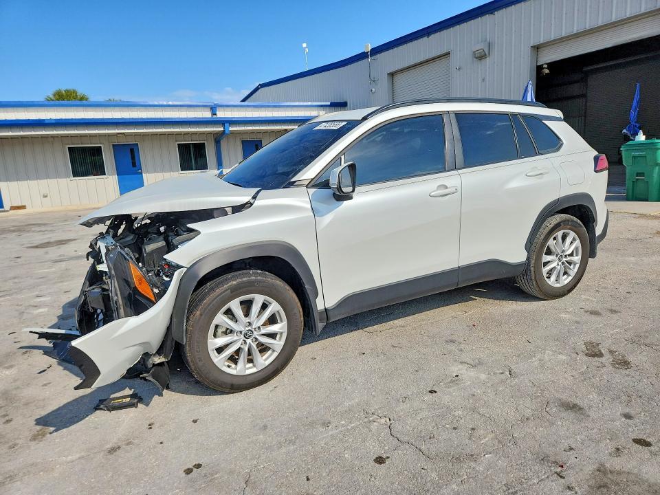 2024 Toyota Corolla Cross le